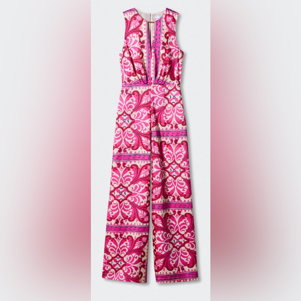 Printed jumpsuit with printed details
